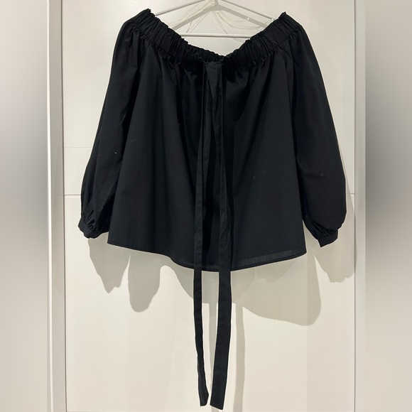Off or over shoulder blouse - Picture 1 of 3